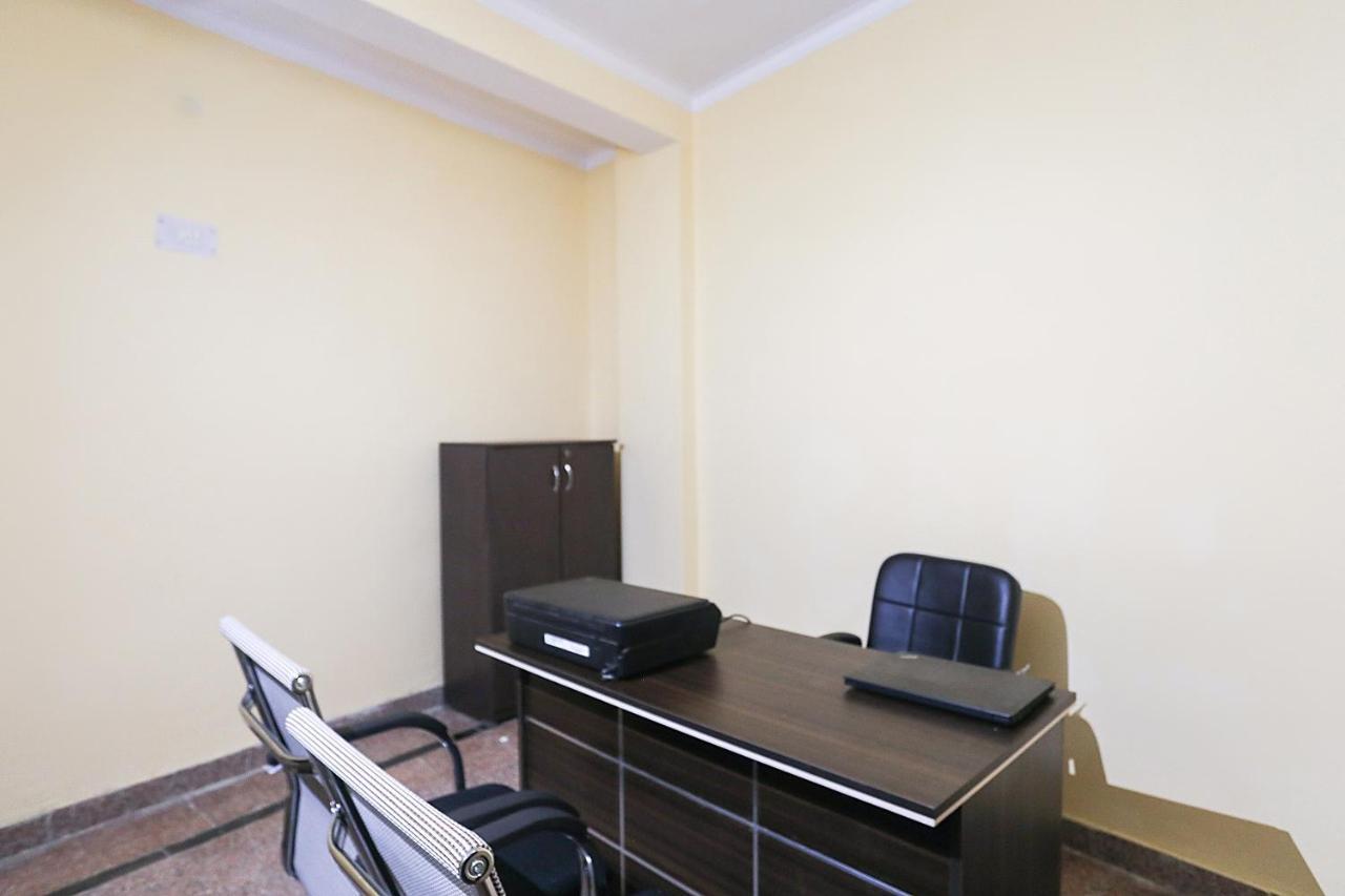 Spot On 61003 Kailash Dham Noida Exteriör bild